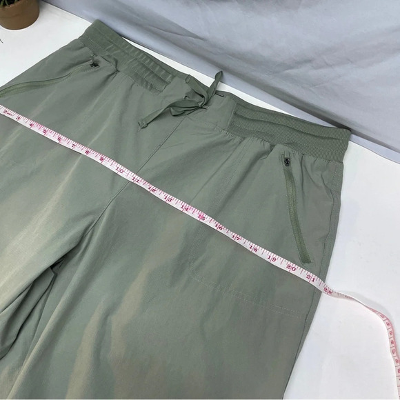 Explorer Womens Capri
Mountain Warehouse size 14 - Picture 3 of 14